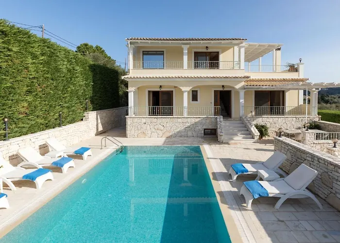 Kassiopi View Villas-Corfu-Villa Christos-4 Bedrooms-Big Private Pool-Sea View-Prime Location