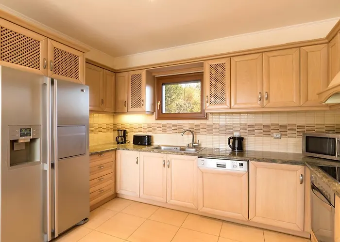 Kassiopi View Villas-Corfu-Villa Christos-4 bedrooms-big private pool-sea view-prime location